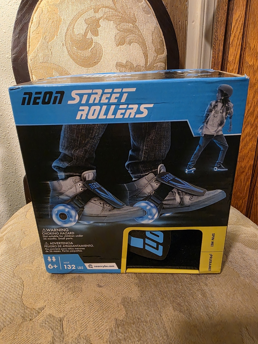 Kids Light-Up Skate Sneakers — Black/Blue
